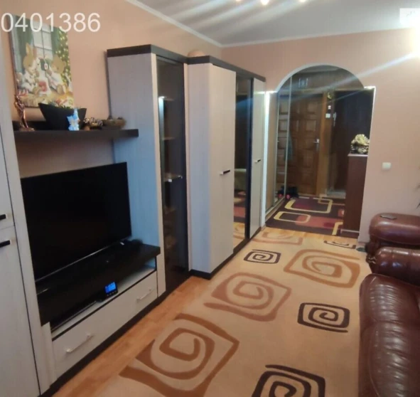 Foto 1. Tres Ambientes piso, en venta. Poltava Шевченковский (Октябрьский)
