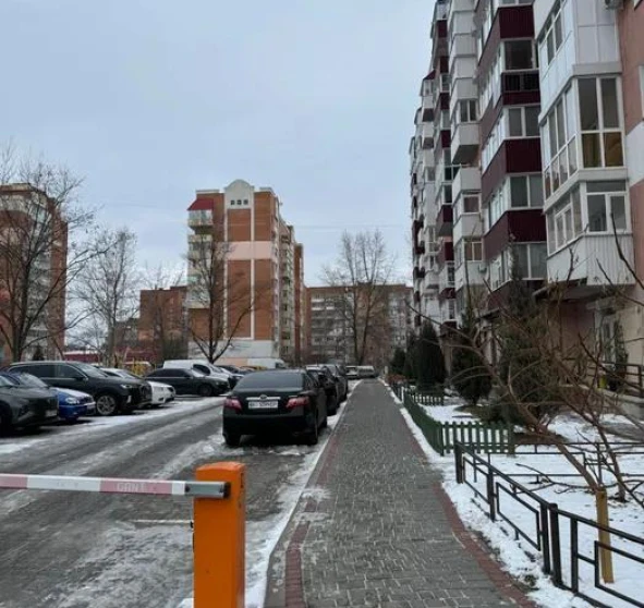 Zdjęcie 1. Kawalerka mieszkanie, na sprzedaż. Poltava Подольский