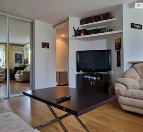 Photo 3. Three-Room flat, for sale. Poltava Шевченковский (Октябрьский)