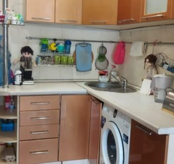 Foto 1. Tres Ambientes piso, en venta. Poltava Шевченковский (Октябрьский)