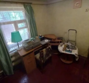 Foto 2. Tres Ambientes piso, en venta. Poltava Шевченковский (Октябрьский)
