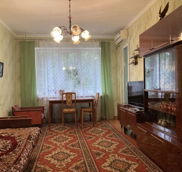 Фото 1. Трикімнатна квартира, продаж. Полтава Шевченковский (Октябрьский)