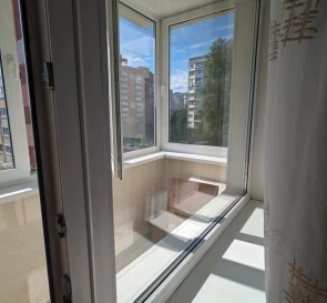 Fotografie 2. Două Camere apartament, de vânzare. Poltava Шевченковский (Октябрьский)