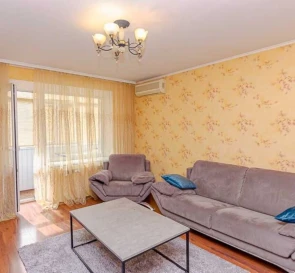 Фото 2. Четырехкомнатная квартира, продажа. Полтава Шевченковский (Октябрьский)