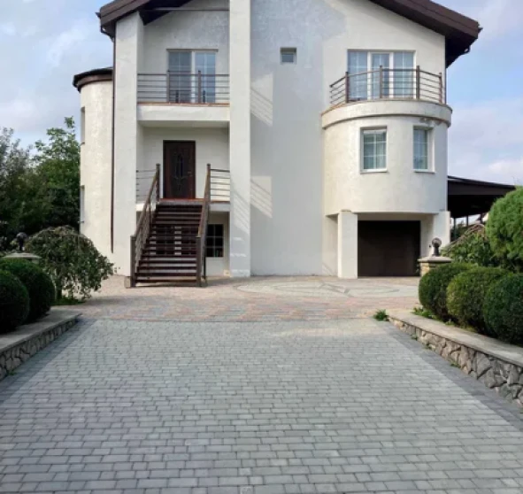 Foto 1. Casa, para alquilar. Poltava Шевченковский (Октябрьский)