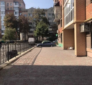 Fotografie 2. Comercială, de închiriat. Poltava Шевченковский (Октябрьский)