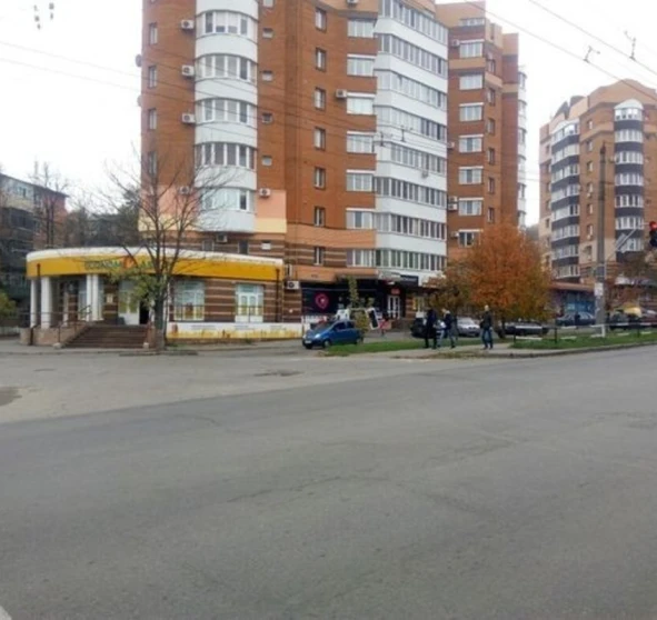 Фото 1. Коммерческая, продажа. Полтава Подольский