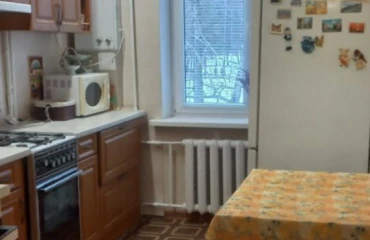Fotografie Trei Camere apartament, de închiriat. Zhytomyr Полевая