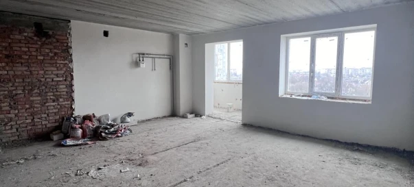Фото 1. Четырехкомнатная квартира, продаж. Житомир Крошня