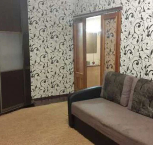 Foto 1. Tres Ambientes piso, para alquilar. Poltava Шевченковский (Октябрьский)