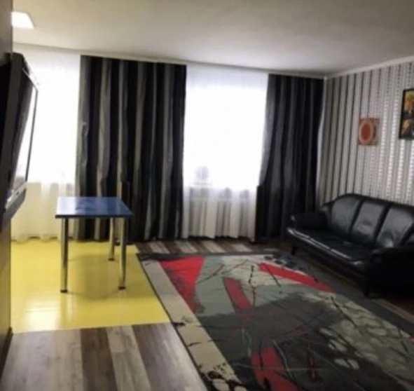 Photo 1. Three-Room flat, to rent. Poltava Шевченковский (Октябрьский)