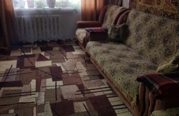 Foto Tres Ambientes piso, para alquilar. Poltava