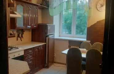 Photo Three-Room flat, to rent. Poltava Шевченковский (Октябрьский)