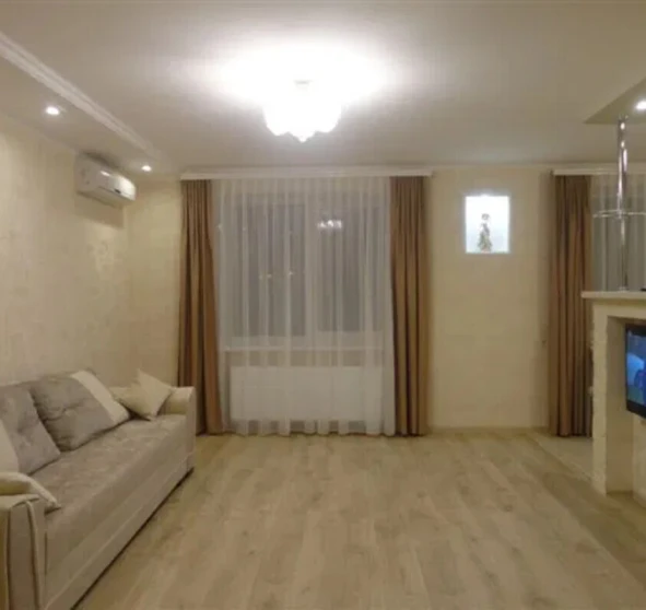 Foto 1. Monoambiente piso, para alquilar. Poltava Подольский
