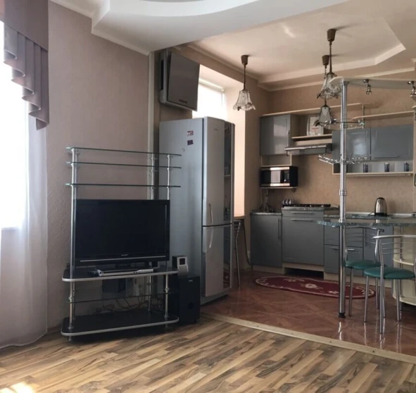 Photo 1. Two-Room flat, to rent. Poltava Шевченковский (Октябрьский)