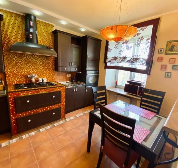 Photo 1. Three-Room flat, to rent. Poltava Шевченковский (Октябрьский)