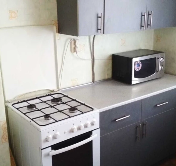 Fotografie 1. Garsonieră apartament, de închiriat. Poltava Шевченковский (Октябрьский)