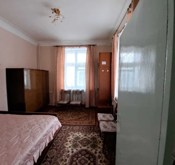 Foto 1. Tres Ambientes piso, para alquilar. Poltava Шевченковский (Октябрьский)