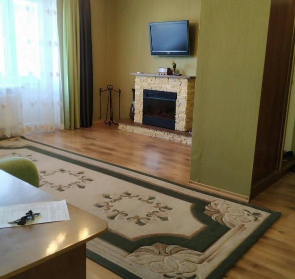 Photo 1. Three-Room flat, to rent. Poltava Подольский