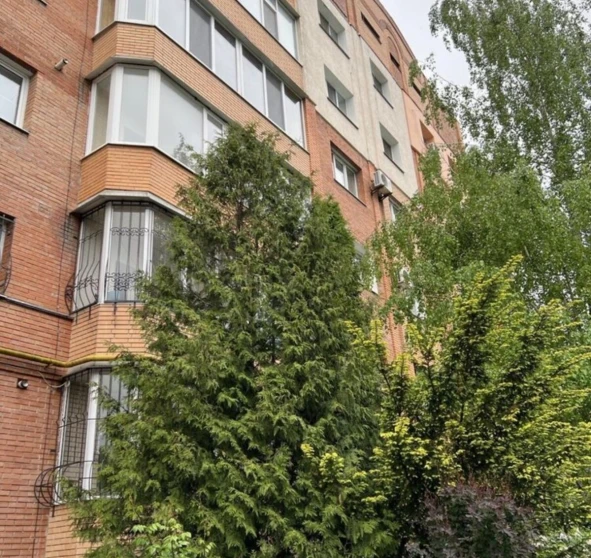 Zdjęcie 1. Trzypokojowe mieszkanie, do wynajęcia. Poltava Шевченковский (Октябрьский)