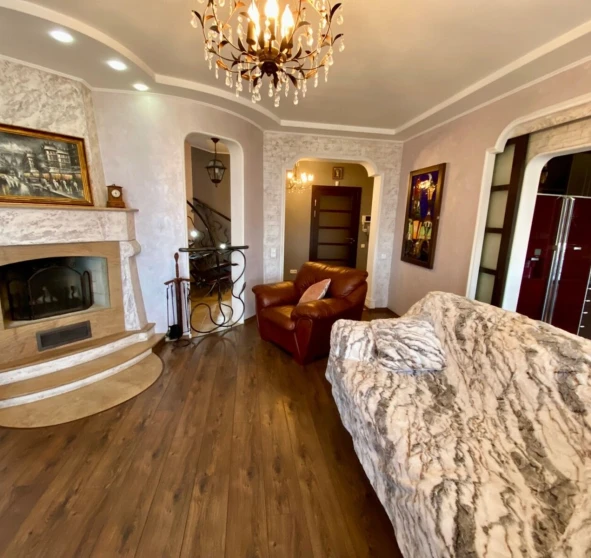 Photo 1. Three-Room flat, to rent. Poltava Шевченковский (Октябрьский)