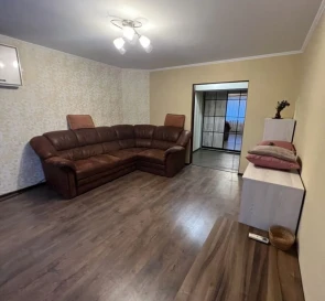 Foto 4. Dos Ambientes piso, para alquilar. Poltava