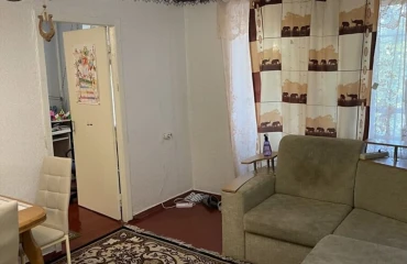 Photo Three-Room flat, to rent. Poltava Шевченковский (Октябрьский)
