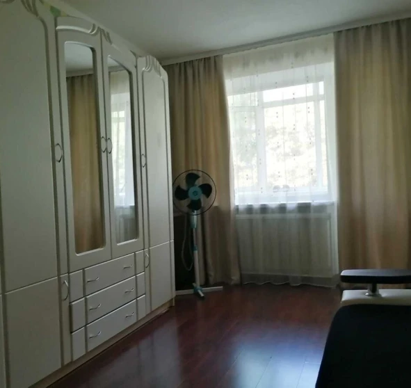 Fotografie 1. Două Camere apartament, de închiriat. Poltava Шевченковский (Октябрьский)
