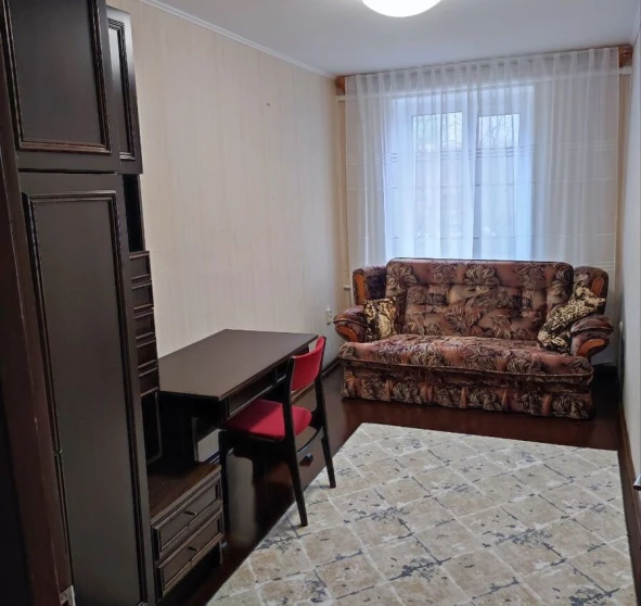 Photo 1. Three-Room flat, to rent. Poltava Подольский