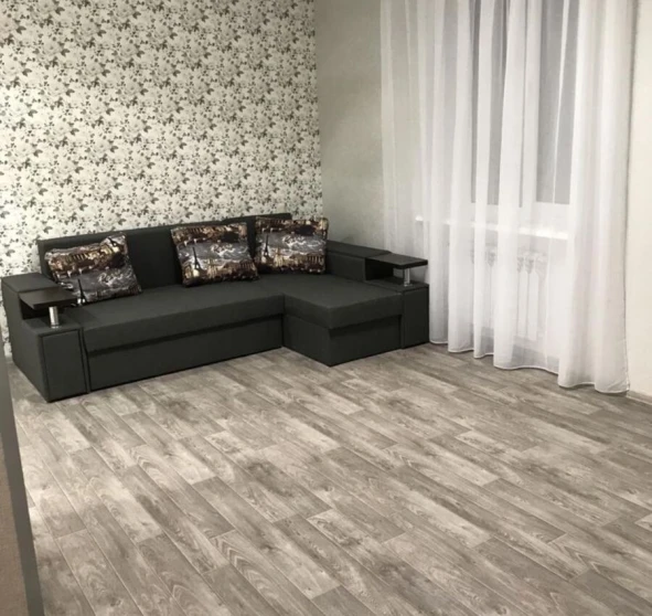 Foto 1. Monoambiente piso, para alquilar. Poltava