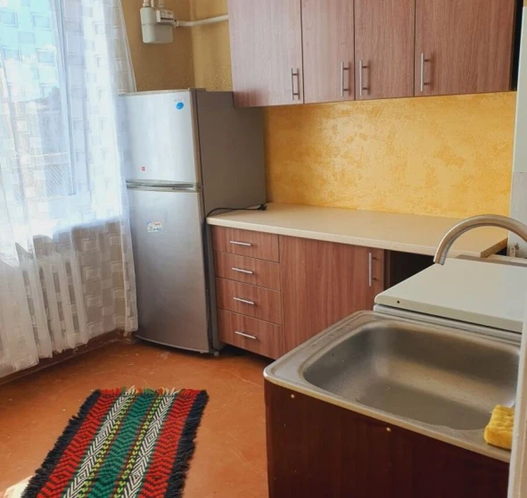 Foto 1. Dos Ambientes piso, para alquilar. Poltava