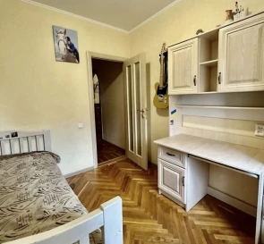 Foto 2. Tres Ambientes piso, para alquilar. Poltava Шевченковский (Октябрьский)