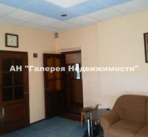 Foto 2. Tres Ambientes piso, en venta. Poltava Шевченковский (Октябрьский)