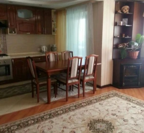 Фото 2. Трехкомнатная квартира, продажа. Полтава Шевченковский (Октябрьский)