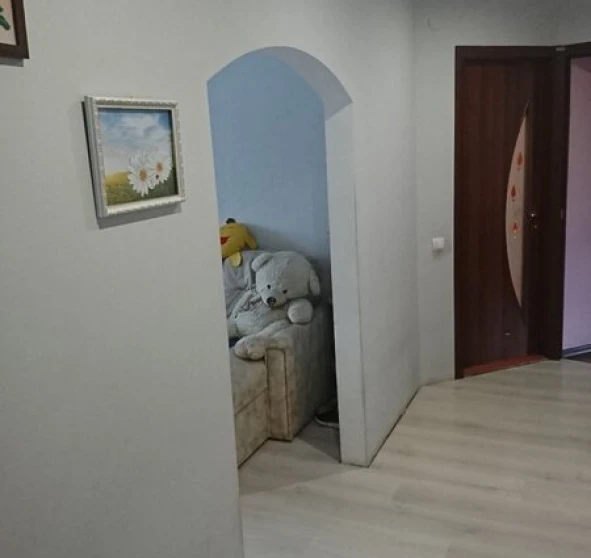 Foto 1. Tres Ambientes piso, en venta. Poltava Подольский