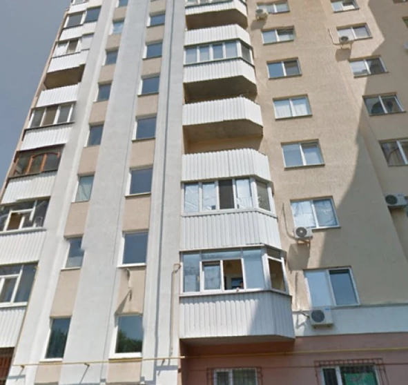 Фото 1. Четырехкомнатная квартира, продажа. Полтава Шевченковский (Октябрьский)