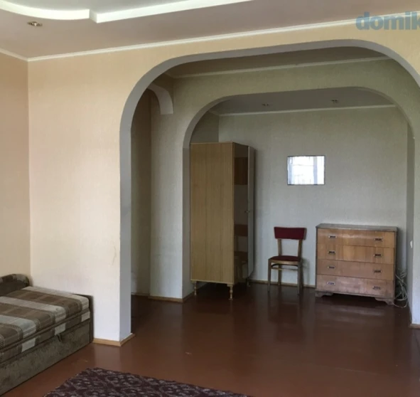 Foto 1. Tres Ambientes piso, en venta. Poltava Шевченковский (Октябрьский)