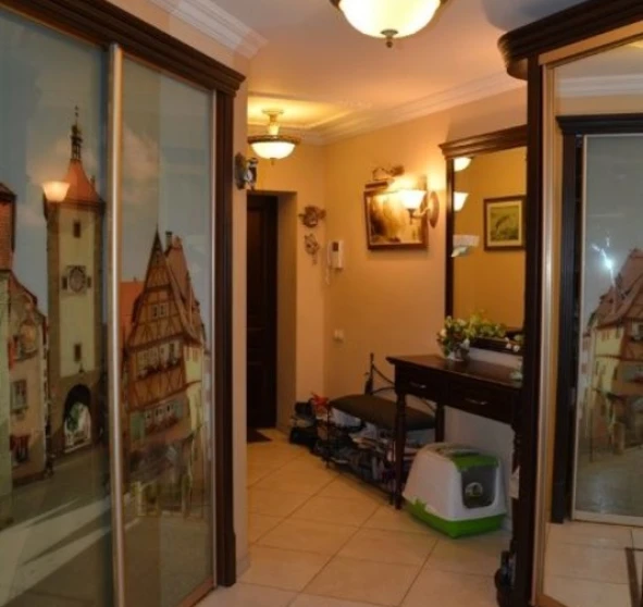Foto 1. Tres Ambientes piso, en venta. Poltava Подольский