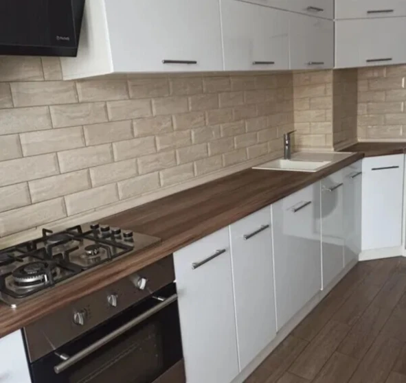 Foto 1. Cuatro Ambientes piso, en venta. Poltava Шевченковский (Октябрьский)