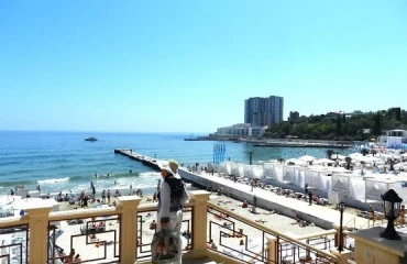 Foto Tres Ambientes piso, en venta. Odesa Приморский