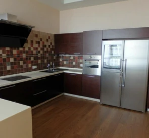 Foto 3. Tres Ambientes piso, en venta. Odesa Приморский