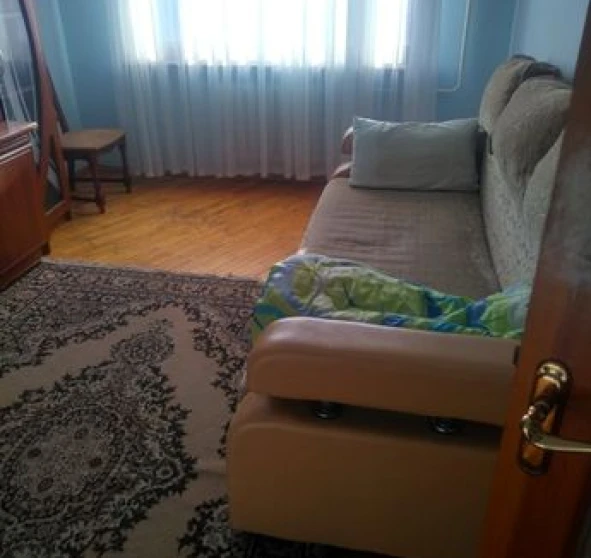 Photo 1. Three-Room flat, to rent. Odesa Пересыпский (Суворовский)