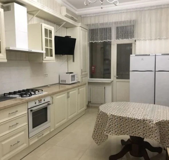 Photo 1. Three-Room flat, to rent. Odesa Приморский