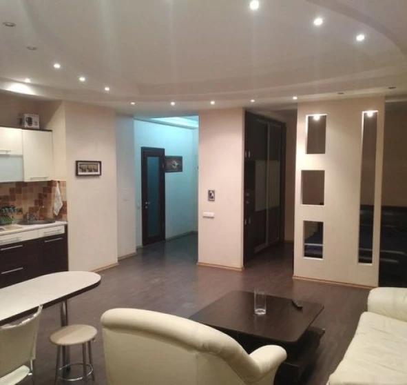Fotografie 1. Garsonieră apartament, de închiriat. Odesa Приморский
