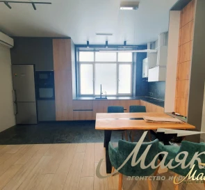 Fotografie 3. Patru Camere apartament, de vânzare. Zaporizhzhia Днепровский