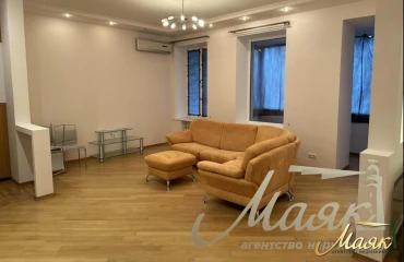 Фото Трикімнатна квартира, продаж. Запоріжжя Днепровский