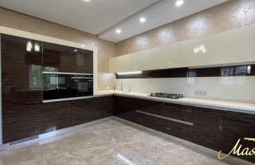 Фото Четырехкомнатная квартира, продажа. Запорожье Днепровский