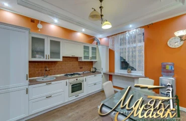 Foto Cuatro Ambientes piso, en venta. Zaporizhzhia Днепровский