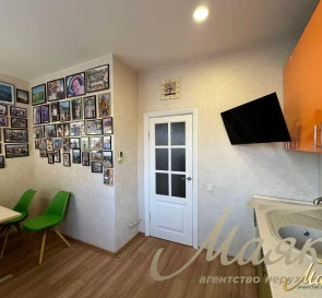 Foto 2. Tres Ambientes piso, en venta. Zaporizhzhia Днепровский