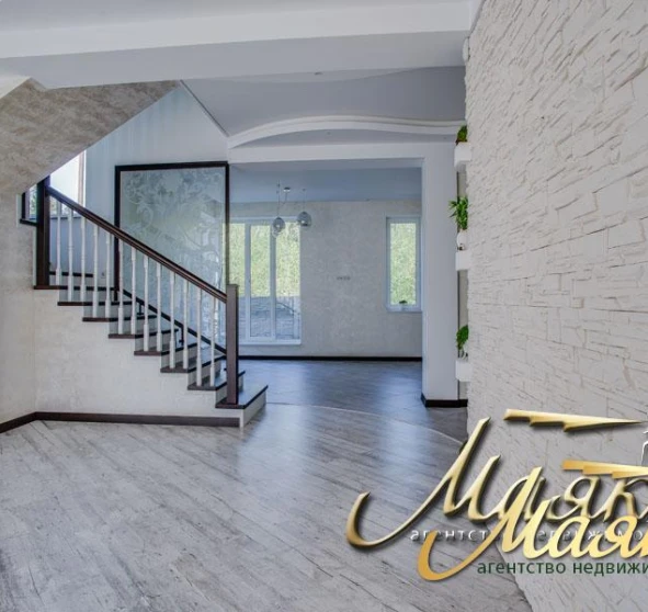 Foto 1. Casa, en venta. Zaporizhzhia Днепровский